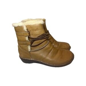UGG Caspia 1932 Light Brown Leather Lace Up Ankle Sheepskin Boots Women's Sz 10
